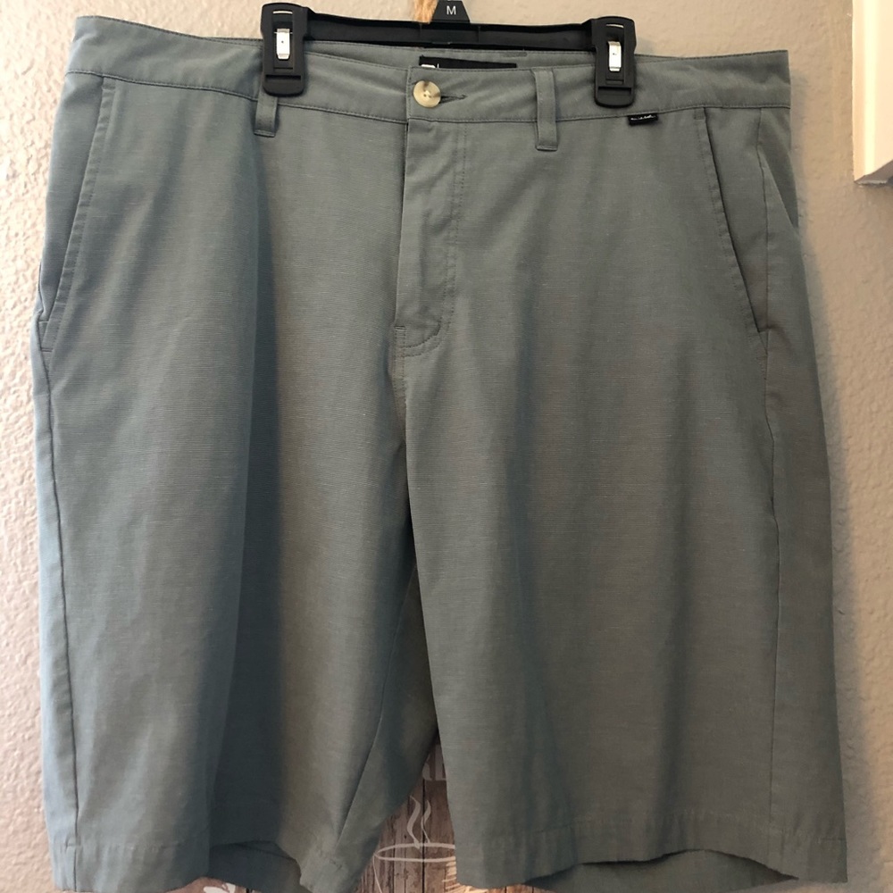 Travis Matthew golf shorts